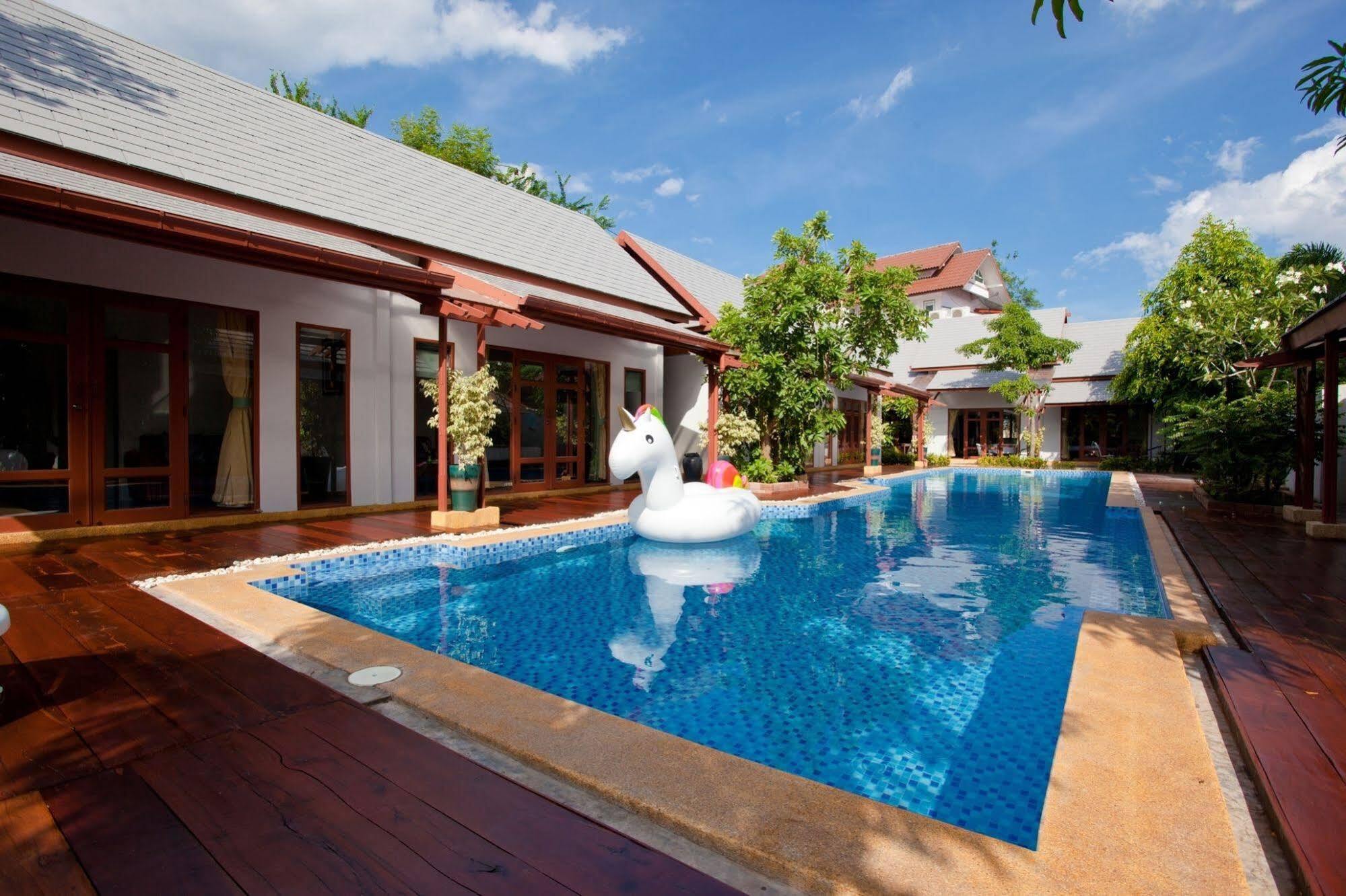Ardea Resort Pool Villa Ампхава Екстер'єр фото
